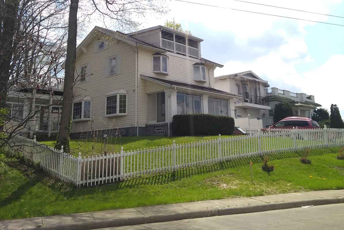 homes in Pineview neighborhood, Dayton OH