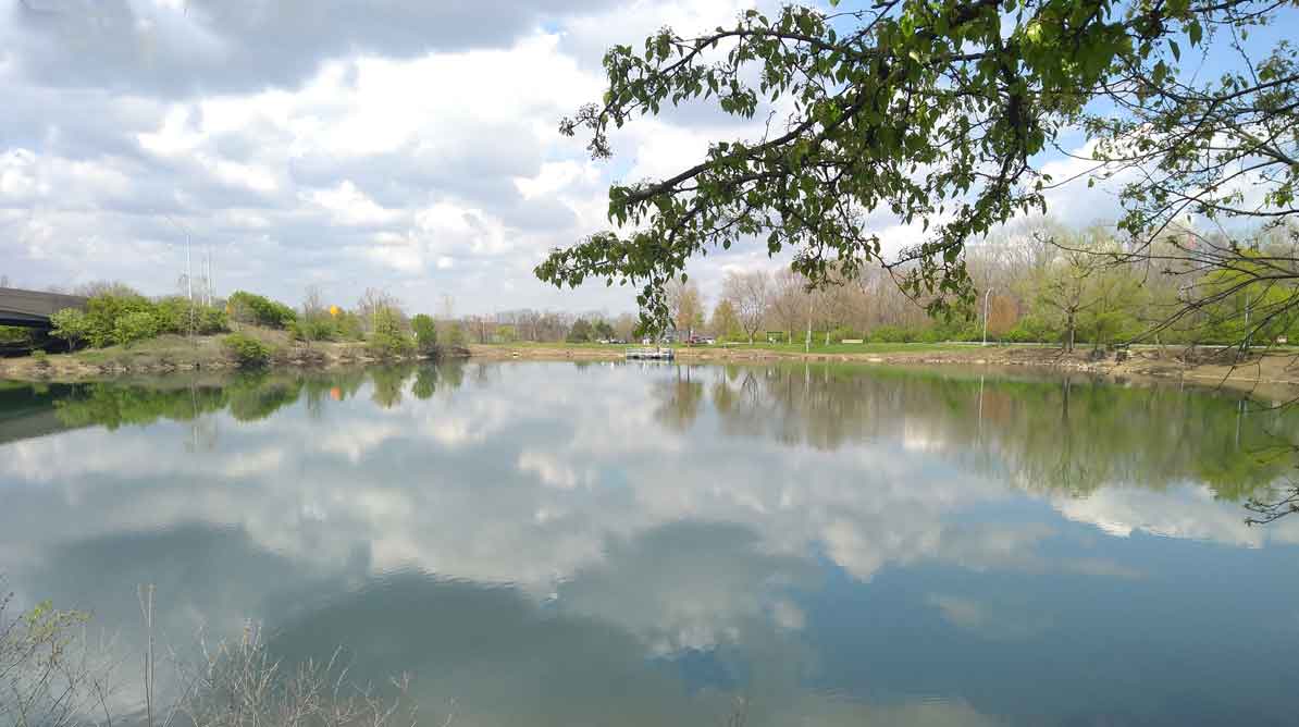 lake in Pineview neighborhood, Dayton OH