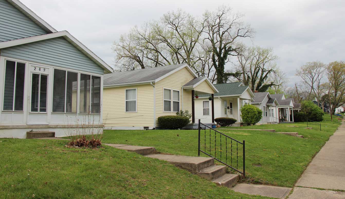 homes in Santa Clara neighborhood, Dayton OH