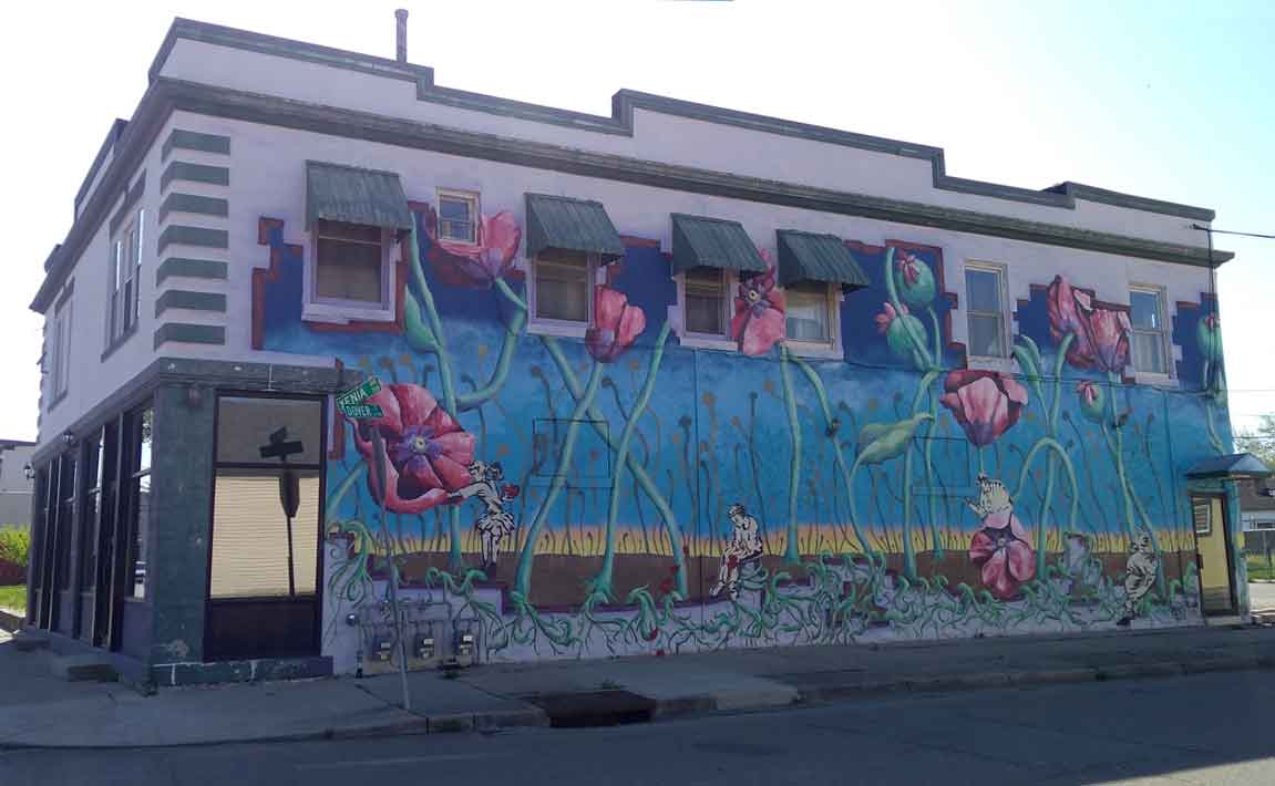 building with mural in Twin Towers neighborhood